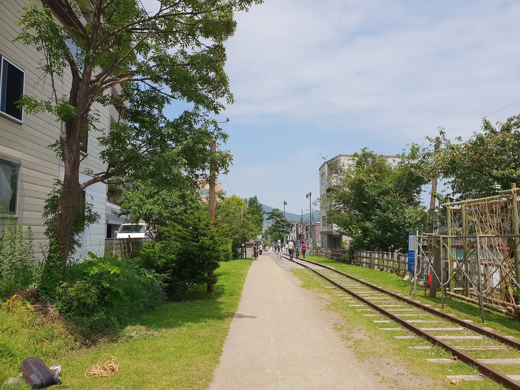 市街に残る旧国鉄手宮線の線路跡（撮影当時）