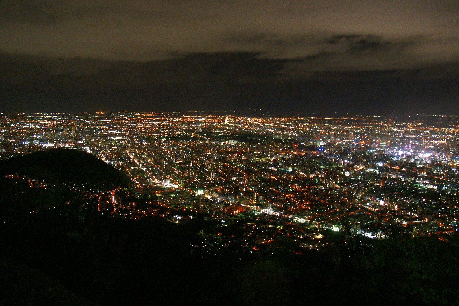 藻岩山から見た札幌の夜景